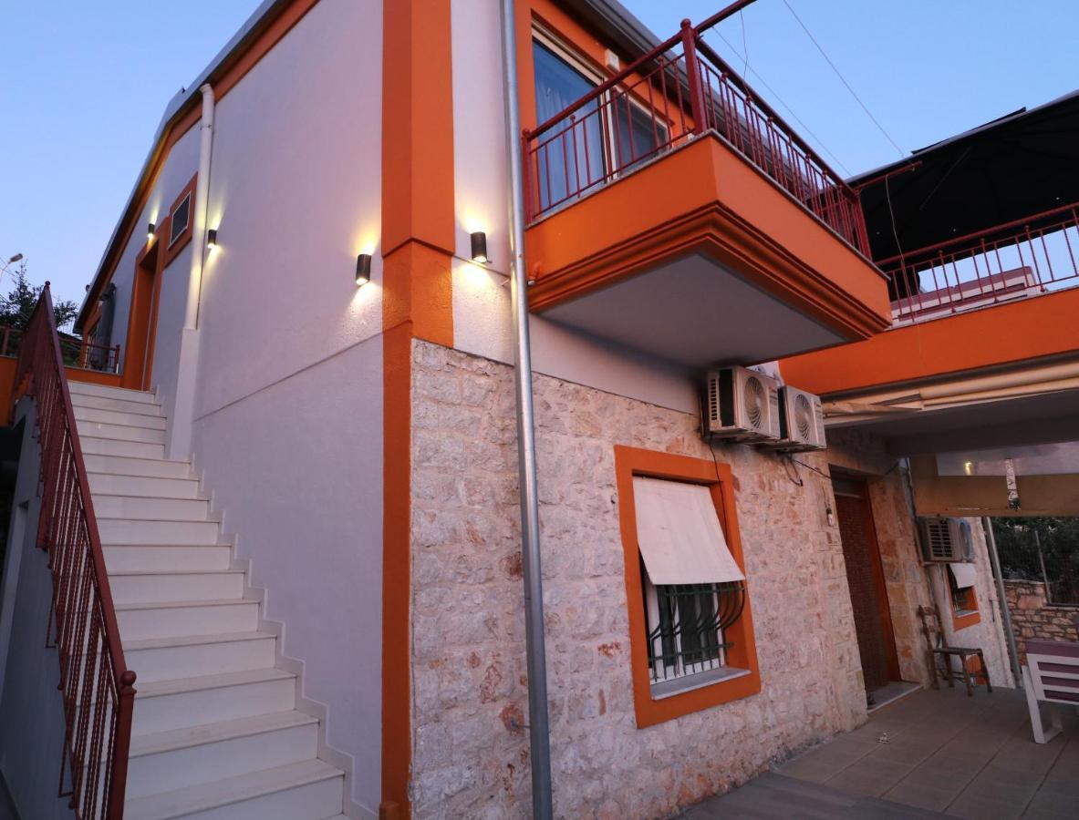 Ildora Qimon Apartment Himare Exterior photo