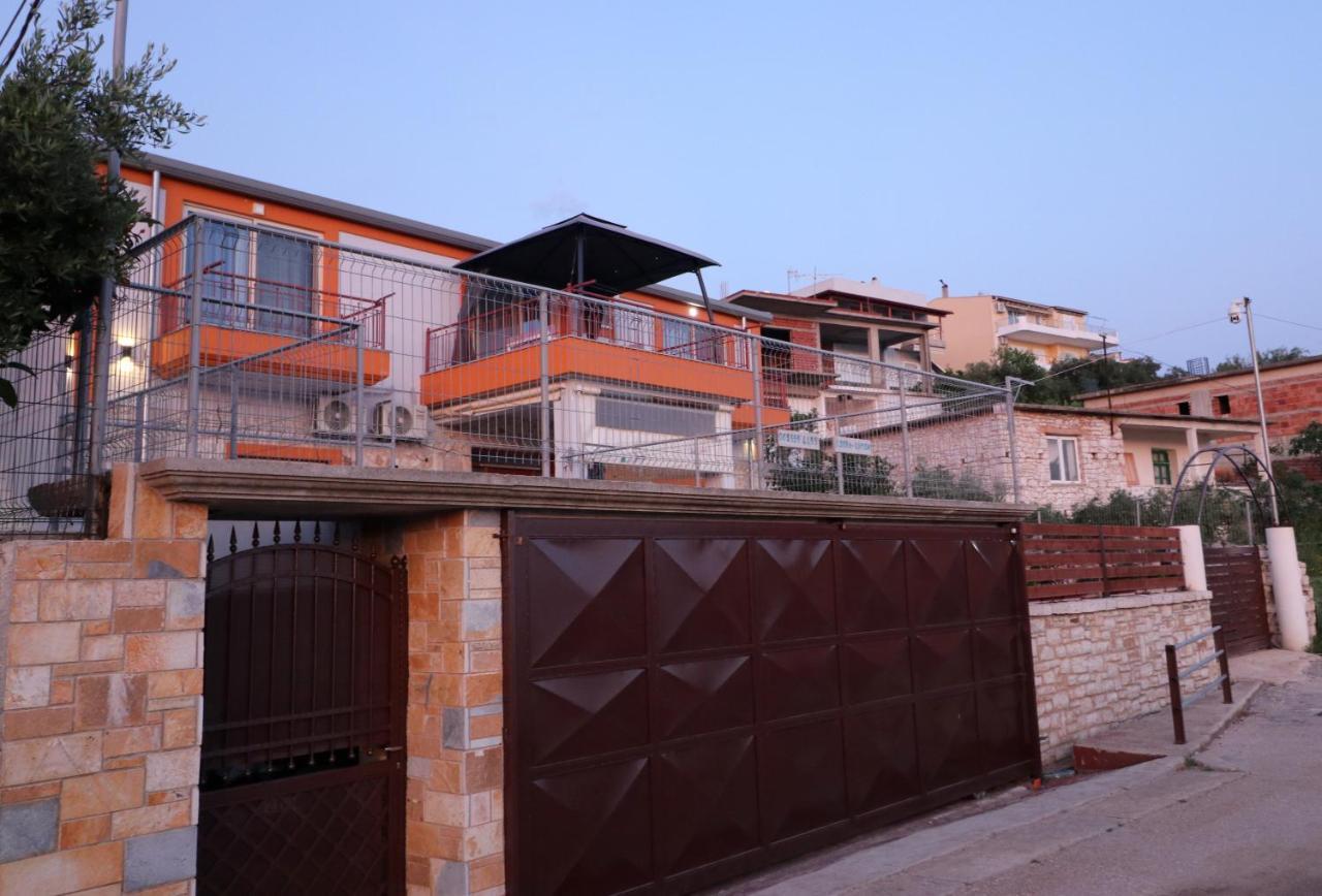 Ildora Qimon Apartment Himare Exterior photo